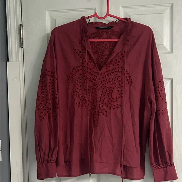 Zara Women's Top in Deep Red - Picture 2 of 3